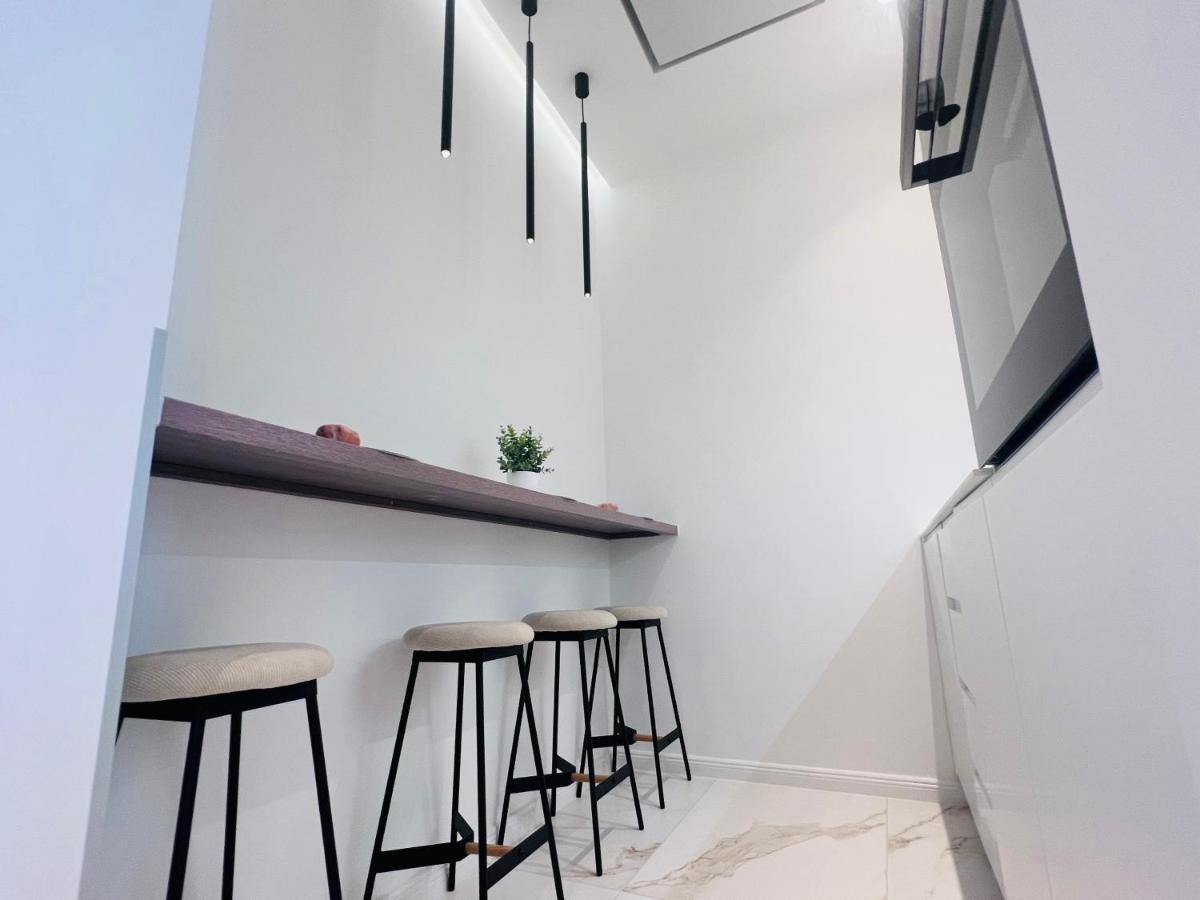 Zeus Design Apartment Schlosspark Schoenbrunn Відень Екстер'єр фото