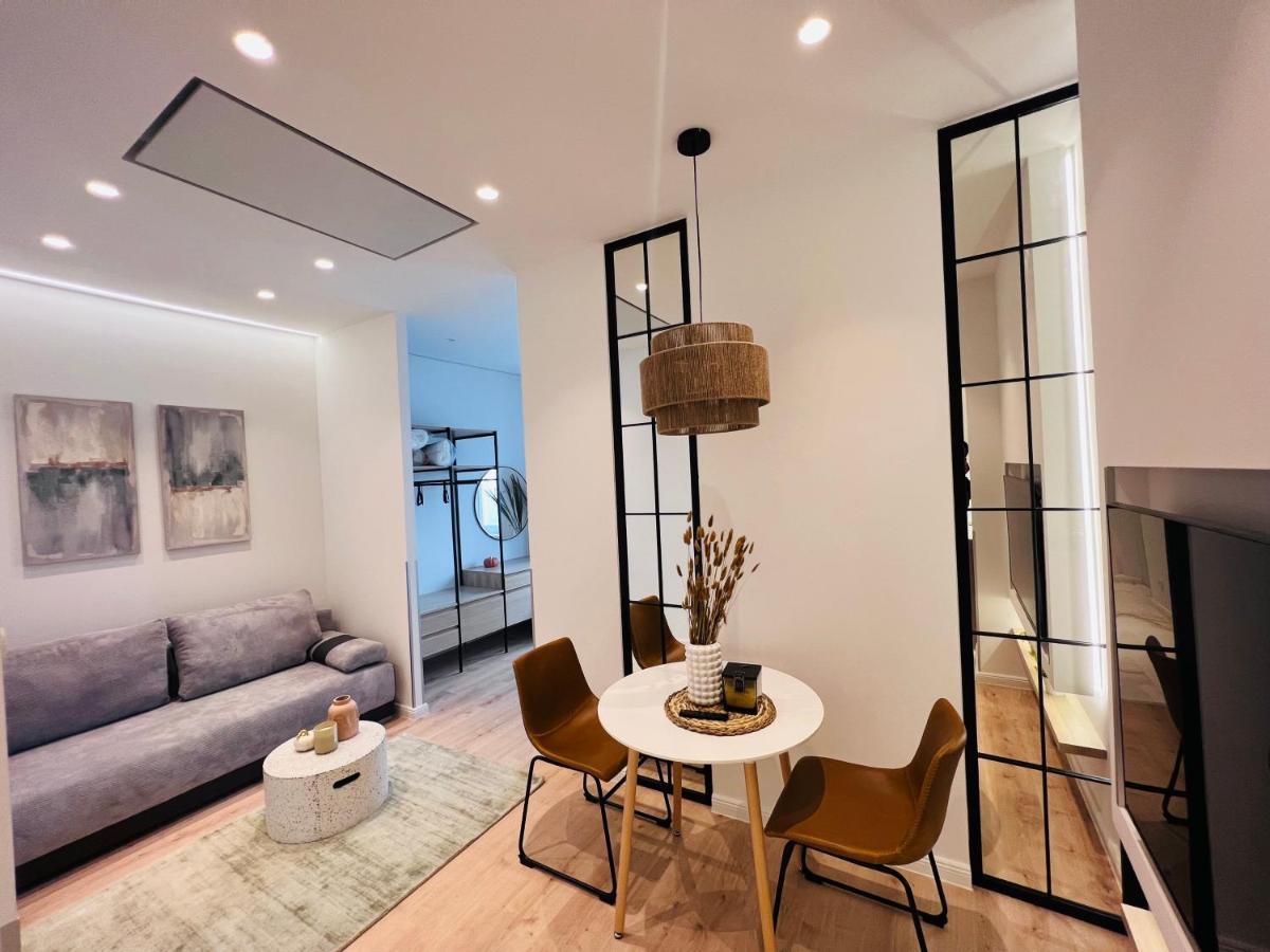 Zeus Design Apartment Schlosspark Schoenbrunn Відень Екстер'єр фото