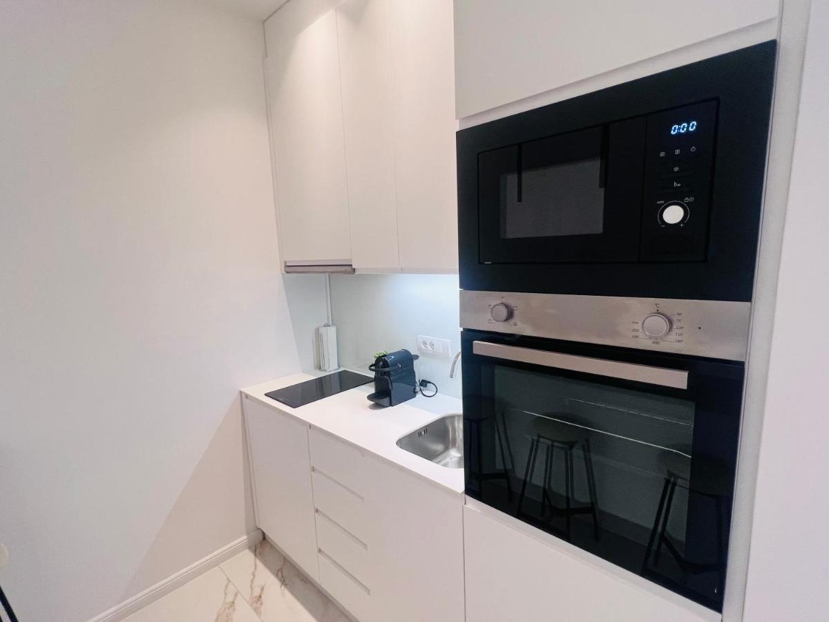 Zeus Design Apartment Schlosspark Schoenbrunn Відень Екстер'єр фото